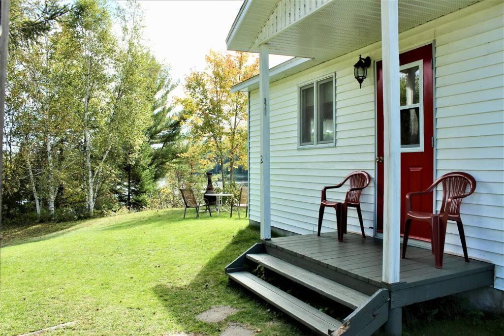 Chalet Au Bord Du St-Maurice La Tuque Esterno foto